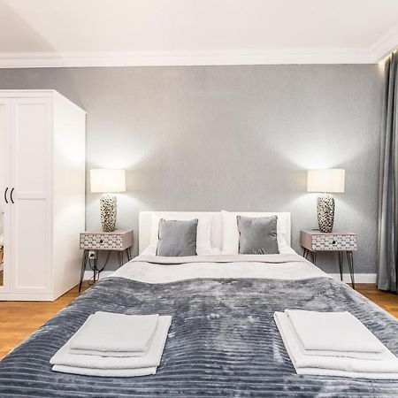 Rent Like Home - Przejscie Garncarskie 10 Вроцлав Экстерьер фото