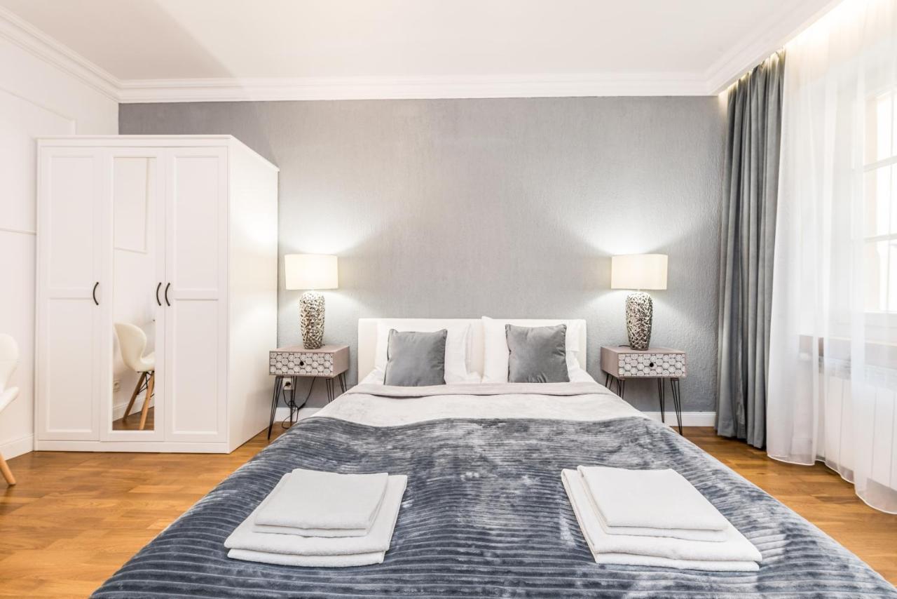 Rent Like Home - Przejscie Garncarskie 10 Вроцлав Экстерьер фото